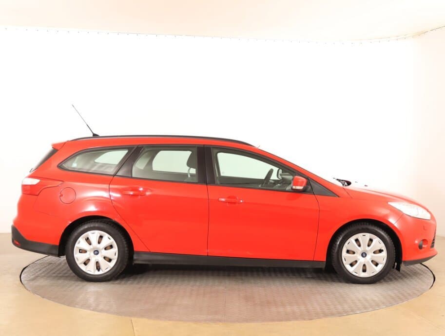 2013 Ford FOCUS - 8