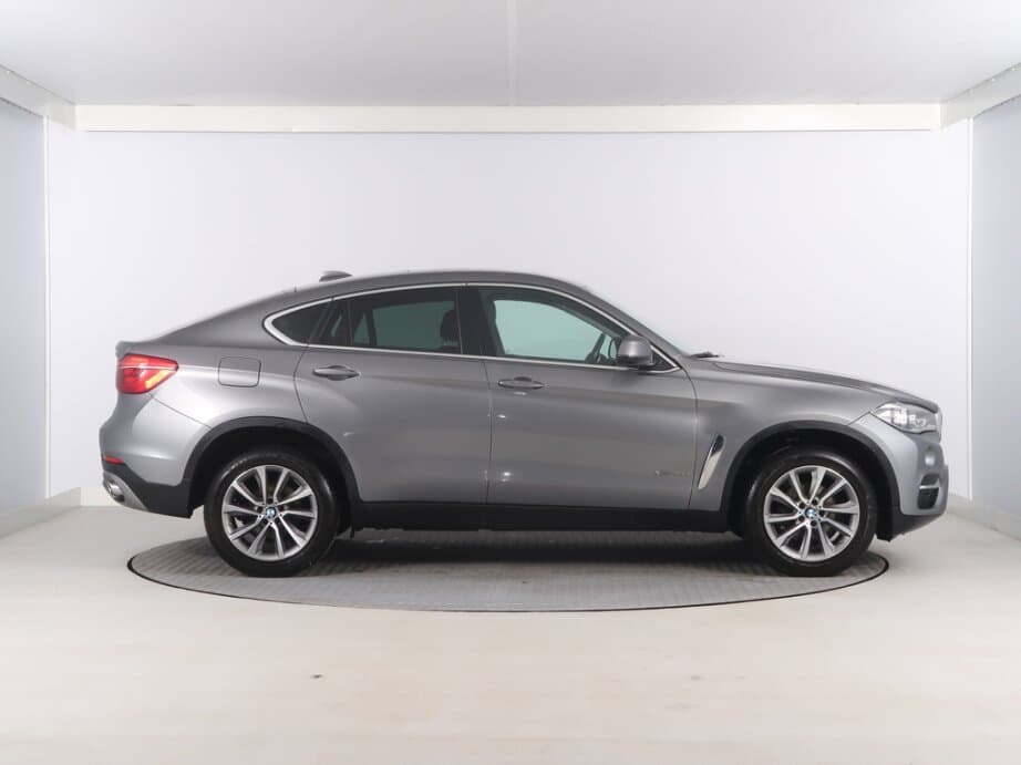2016 BMW X6 - 8