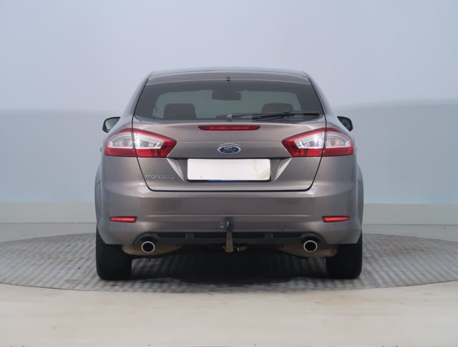 2011 Ford MONDEO - 6