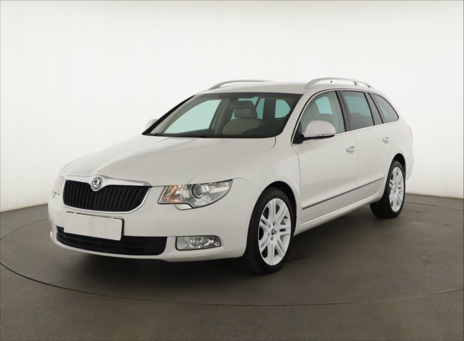 2011 Škoda SUPERB - 3