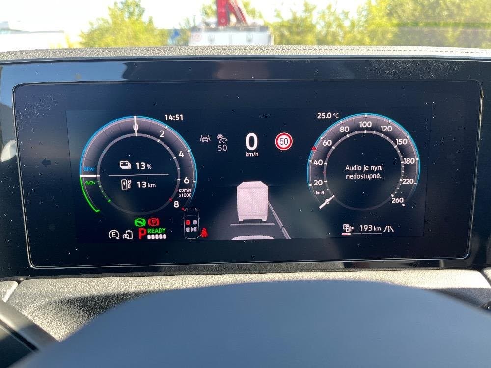 2025 Volkswagen Tiguan - 13