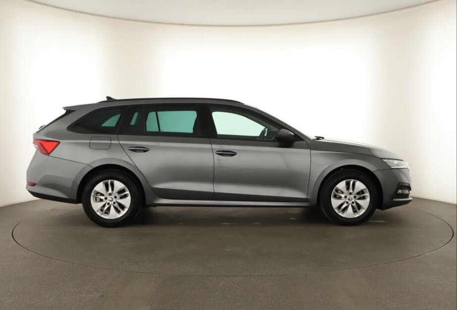 2022 Škoda OCTAVIA - 8