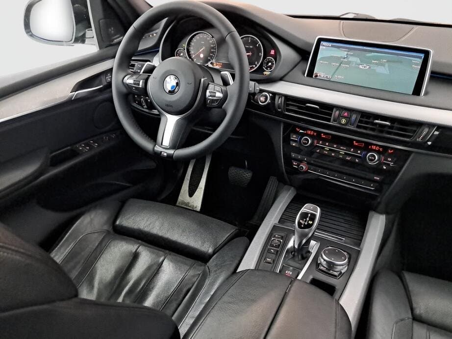 2015 BMW X5 - 9