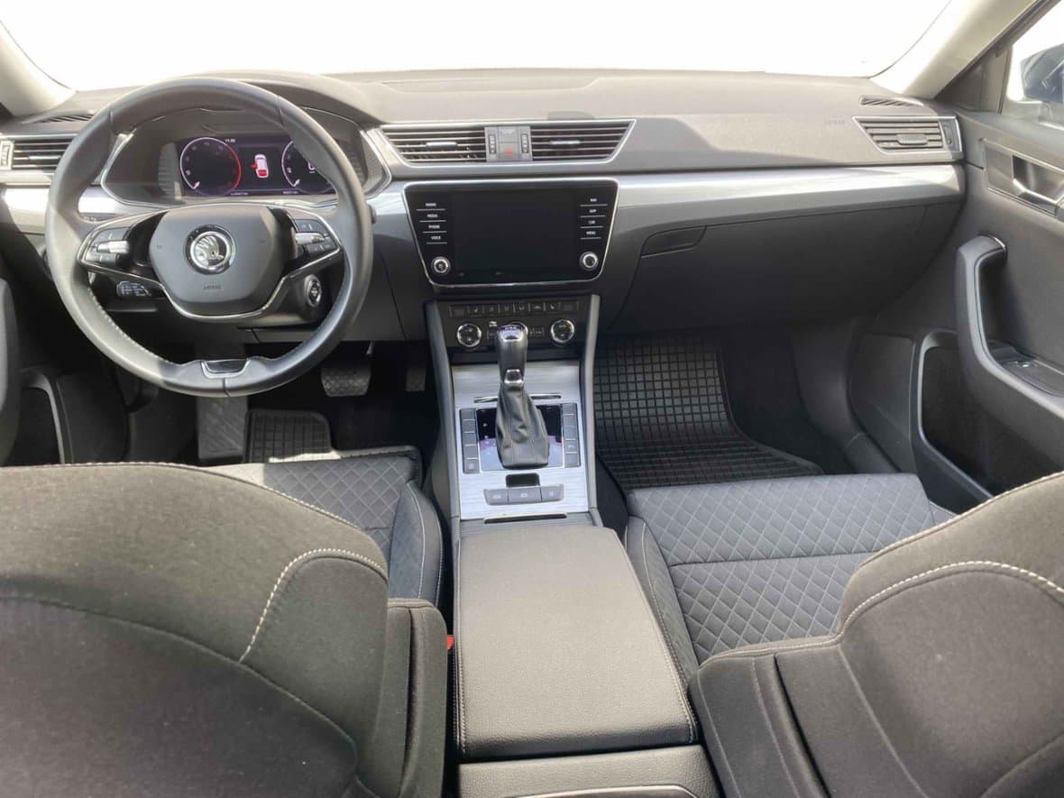 2022 Škoda SUPERB - 8