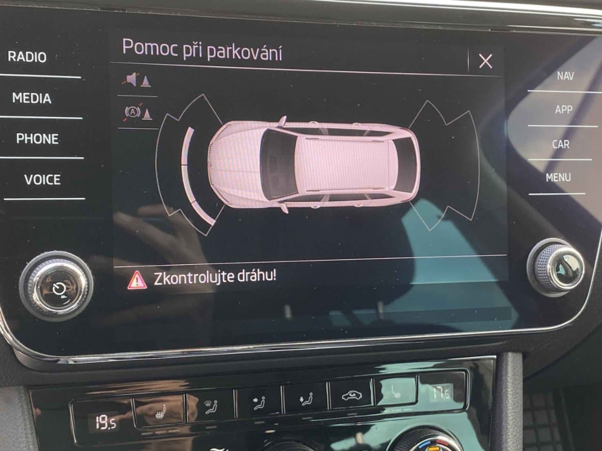 2022 Škoda SUPERB - 17