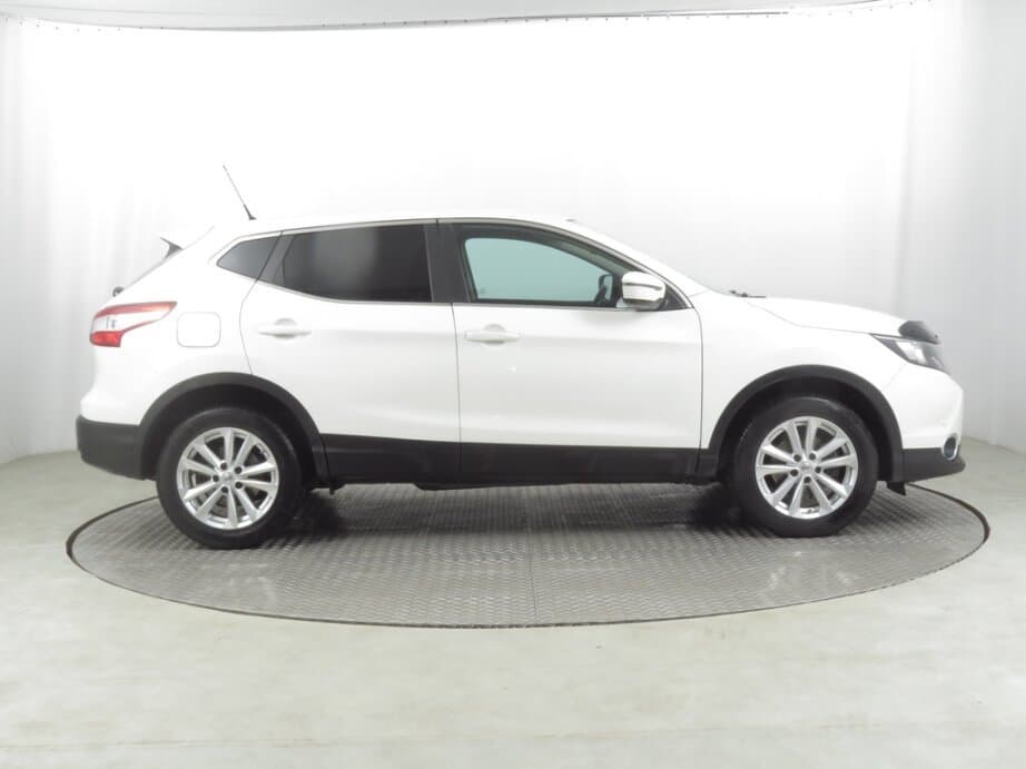 2015 Nissan QASHQAI - 8