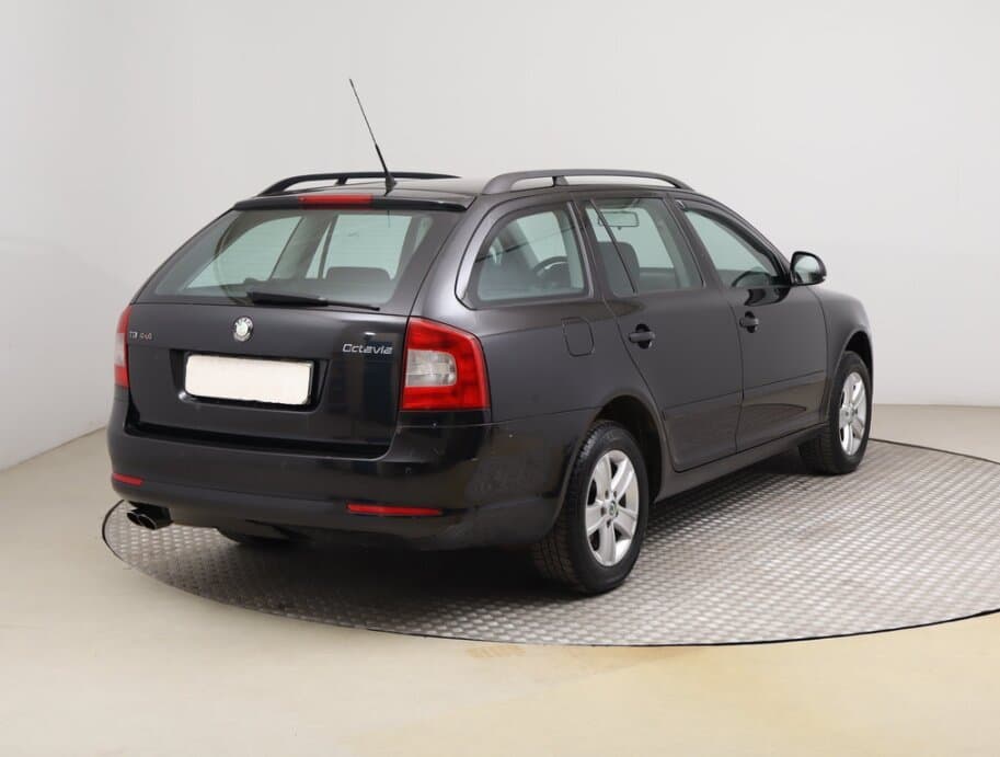 2010 Škoda OCTAVIA - 7