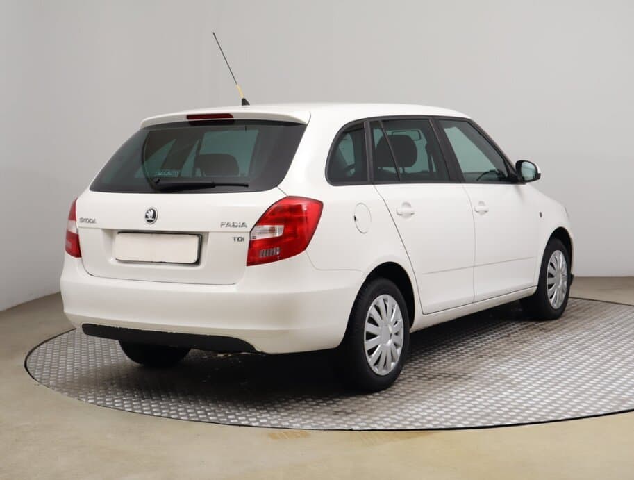 2013 Škoda Fabia - 7