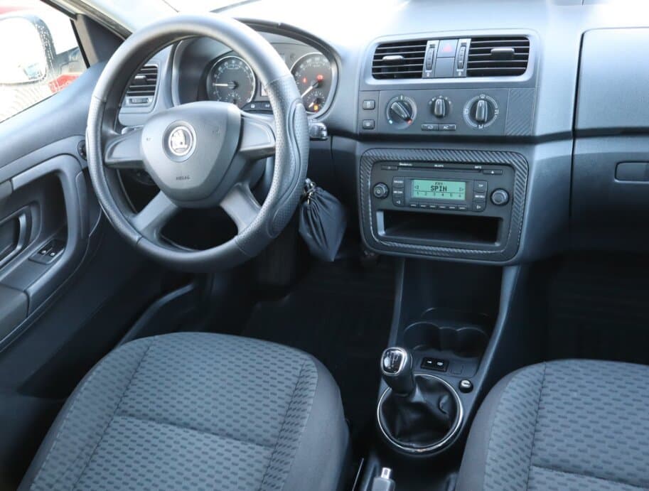 2013 Škoda Fabia - 9
