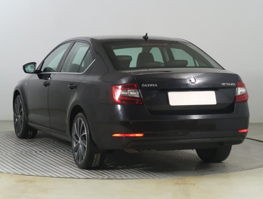 2018 Škoda OCTAVIA - 9