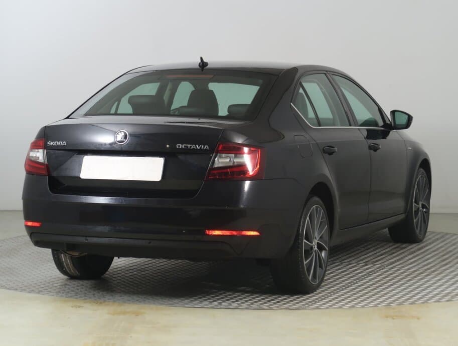 2018 Škoda OCTAVIA - 13
