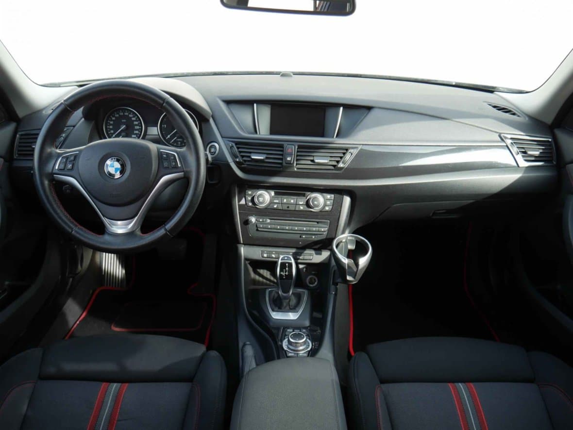 2012 BMW X1 - 8