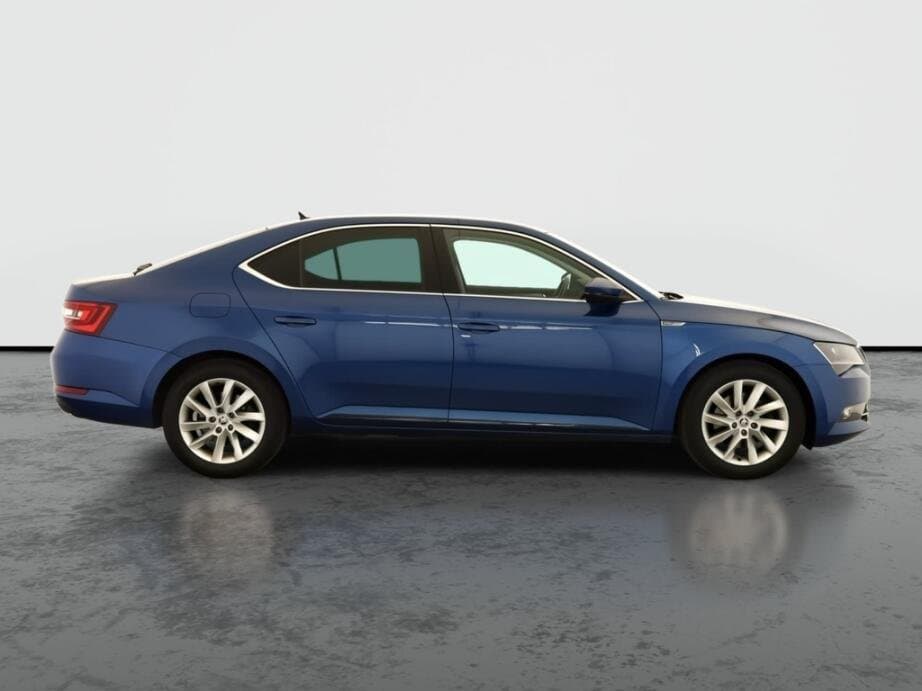 2017 Škoda SUPERB - 8