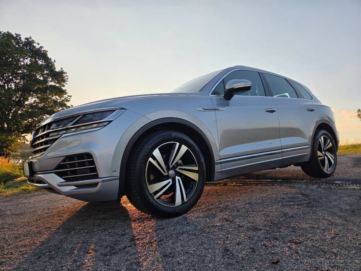 2018 Volkswagen TOUAREG - 3