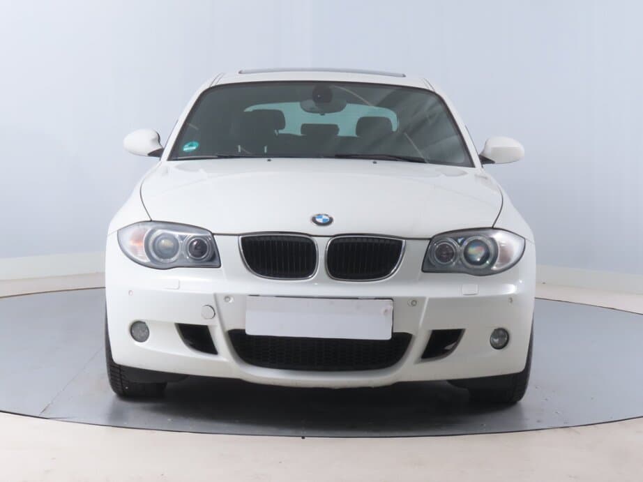 2009 BMW 1-SERIES - 2