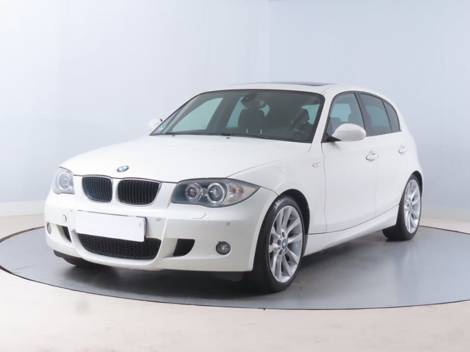 2009 BMW 1-SERIES - 3