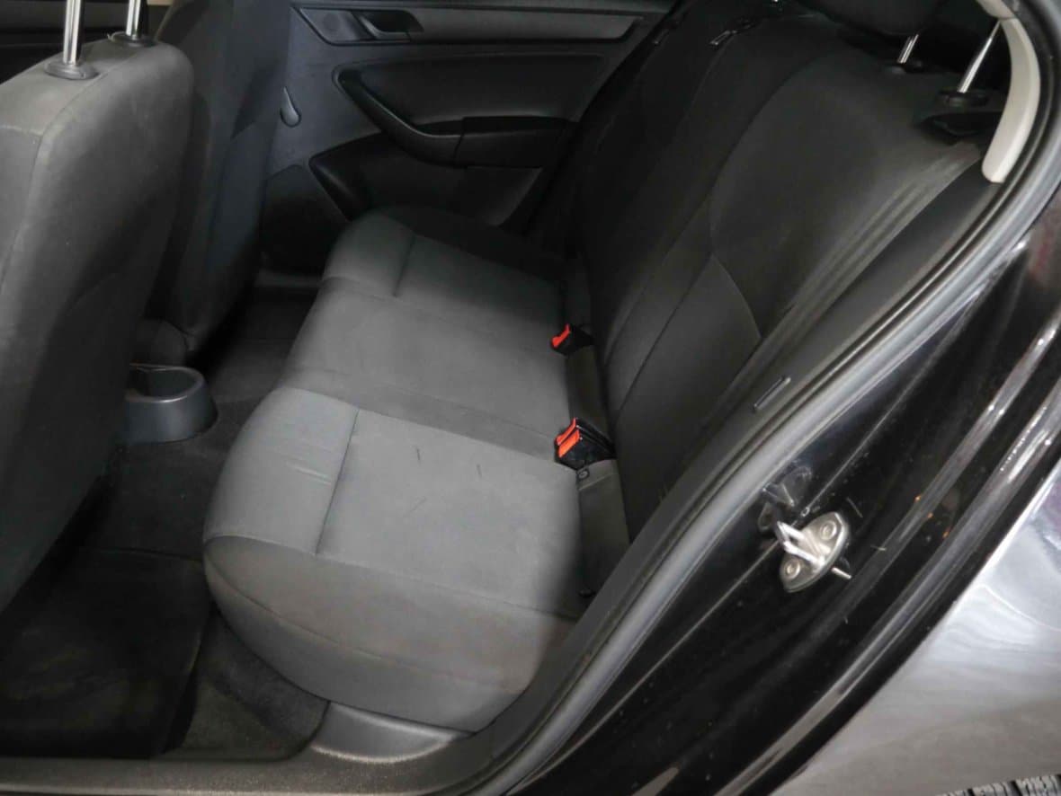 2013 Škoda RAPID - 10