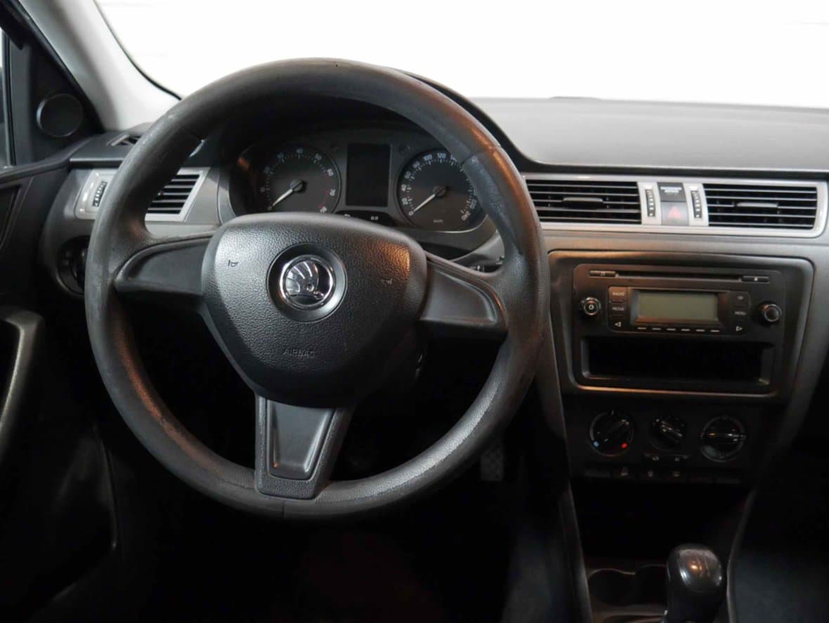 2013 Škoda RAPID - 11