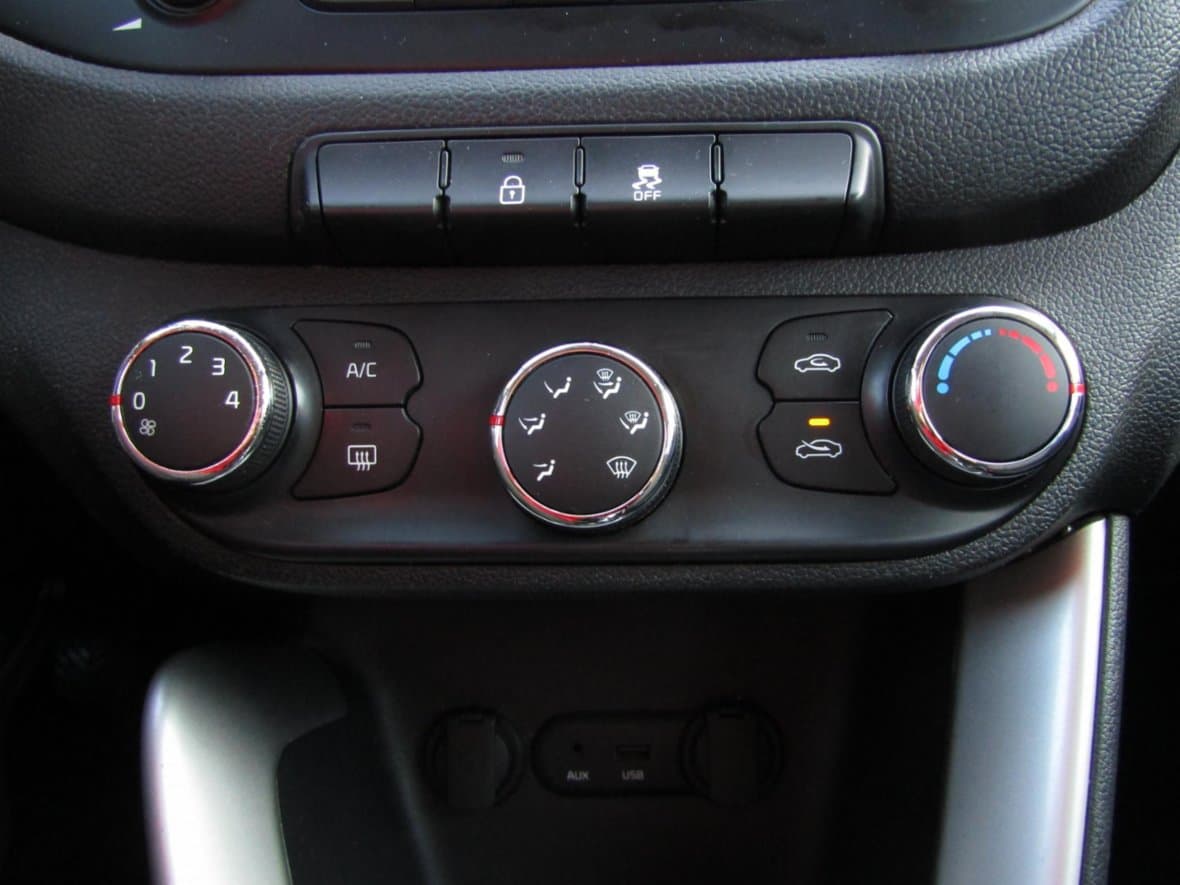 2014 Kia CEE'D - 13