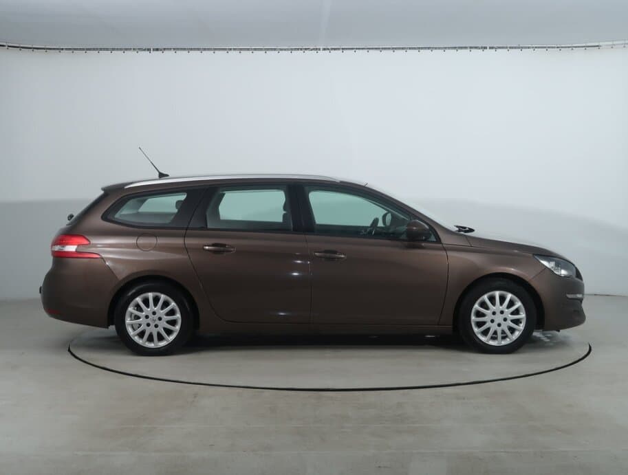 2014 Peugeot 308 - 8