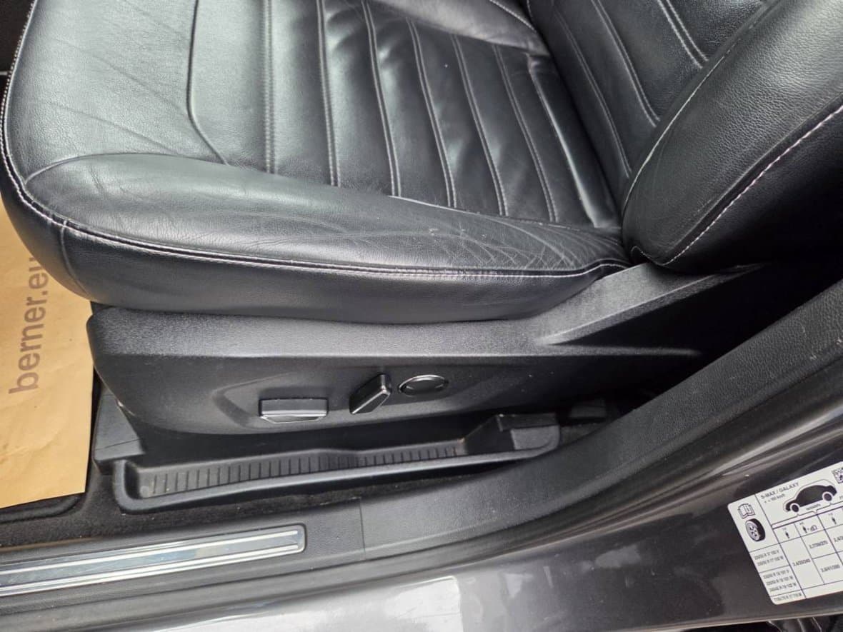2015 Ford GALAXY - 14