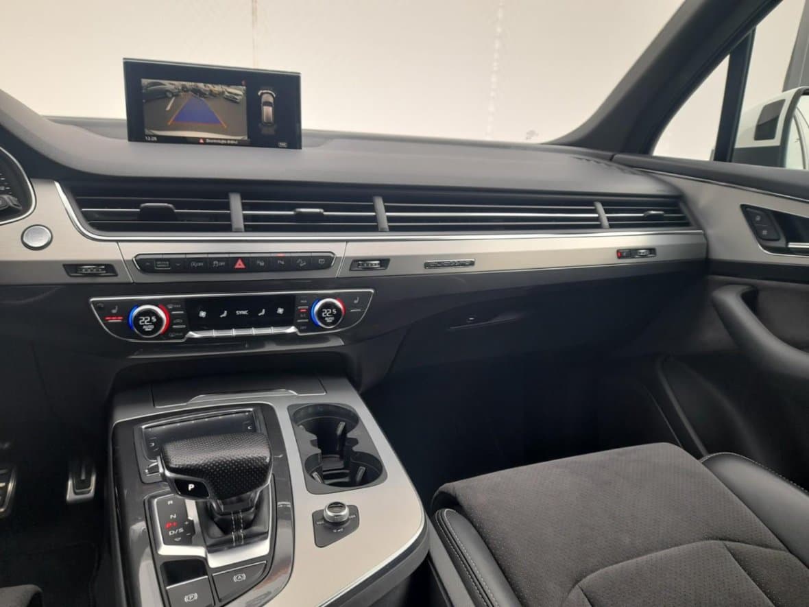 2019 Audi Q7 - 16