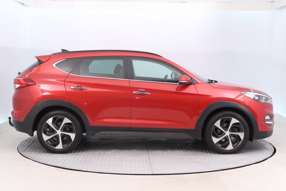 2015 Hyundai TUCSON - 8