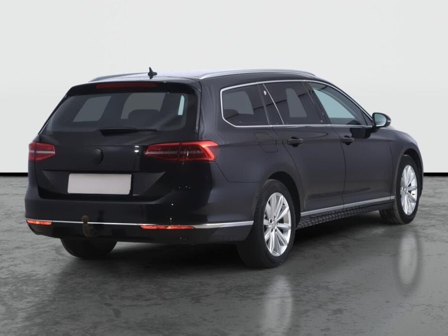 2018 Volkswagen PASSAT - 7