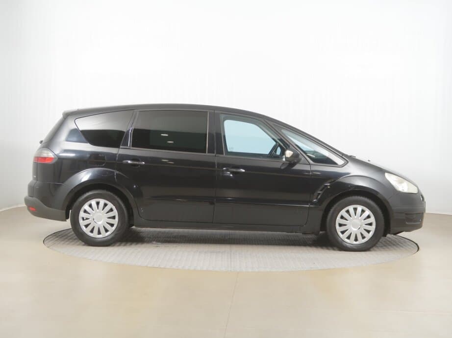 2009 Ford S-Max - 8