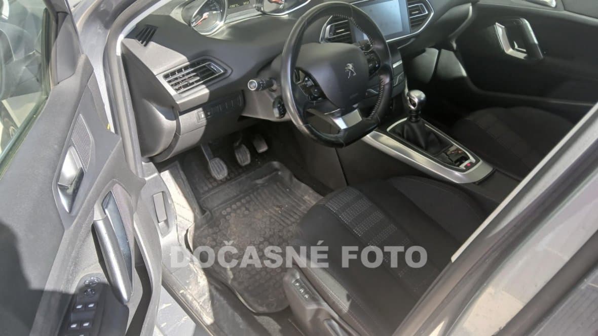 2016 Peugeot 308 - 3