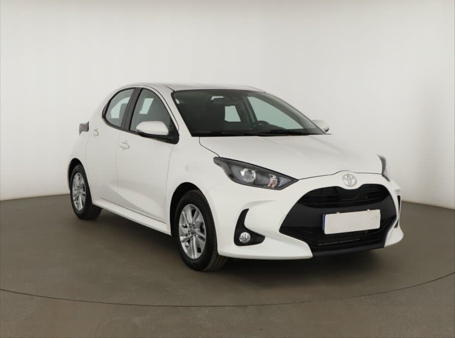 2025 Toyota YARIS