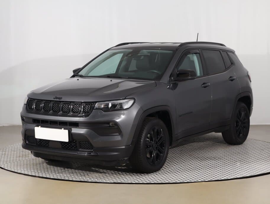 2023 Jeep COMPASS - 3