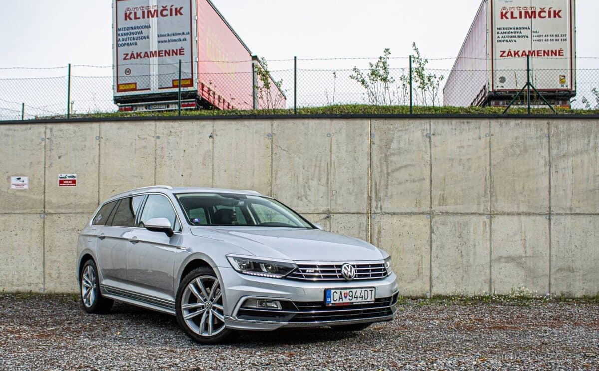 2018 Volkswagen PASSAT