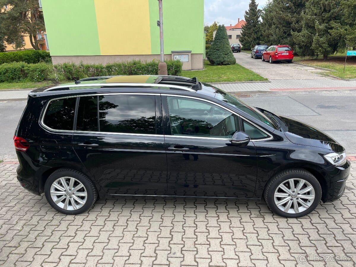 2017 Volkswagen TOURAN