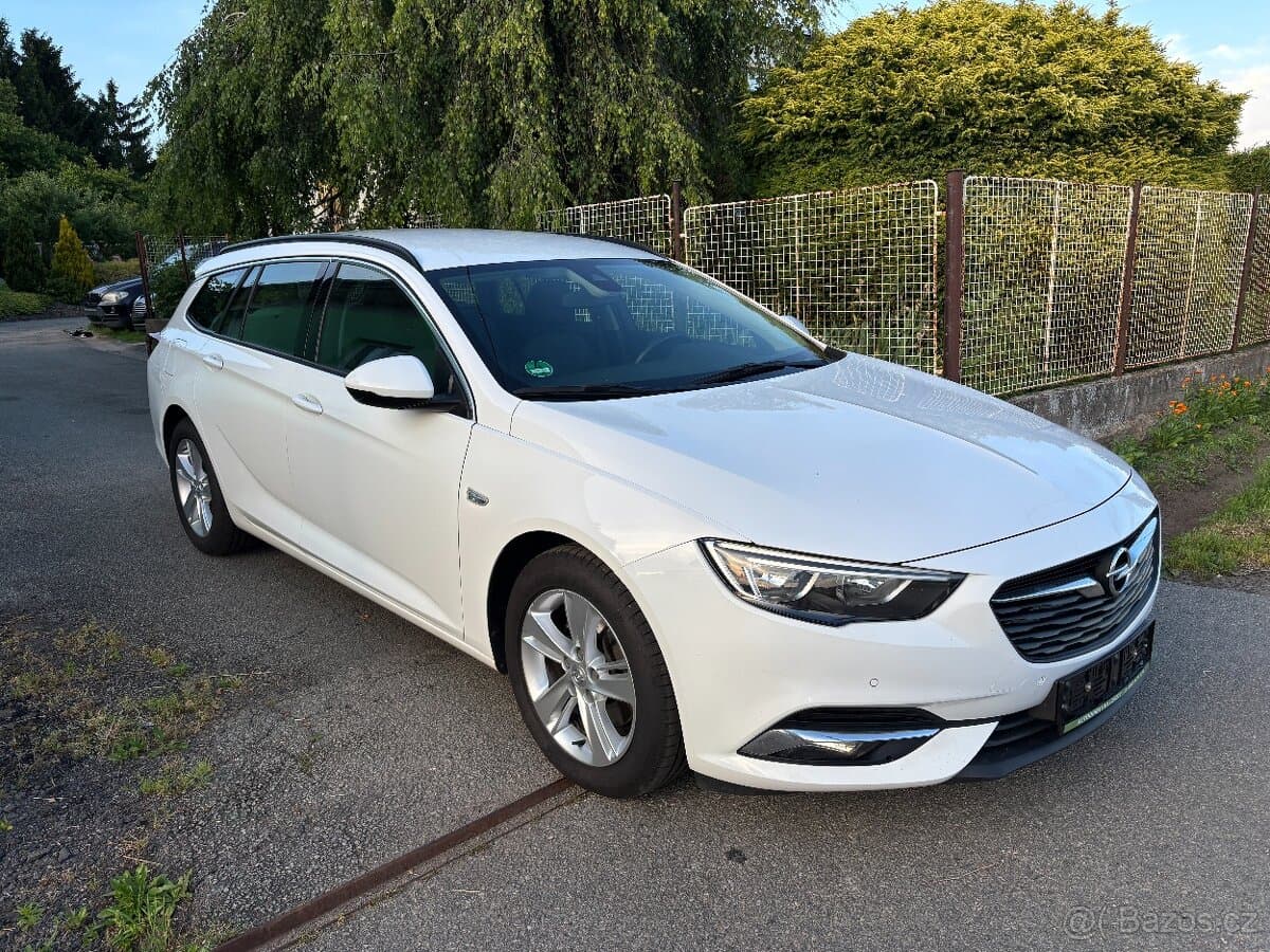 2019 Opel INSIGNIA