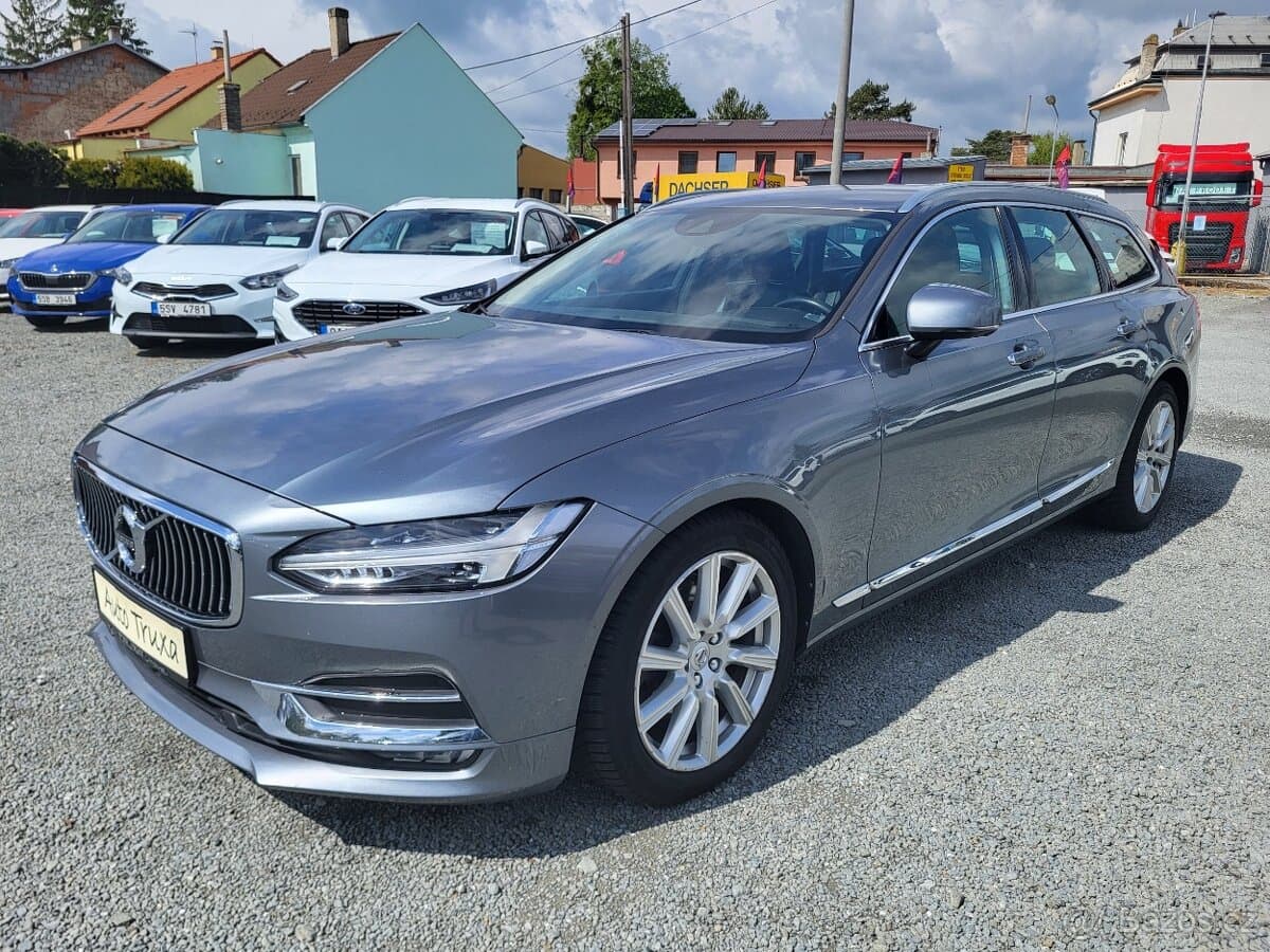 2017 Volvo V90