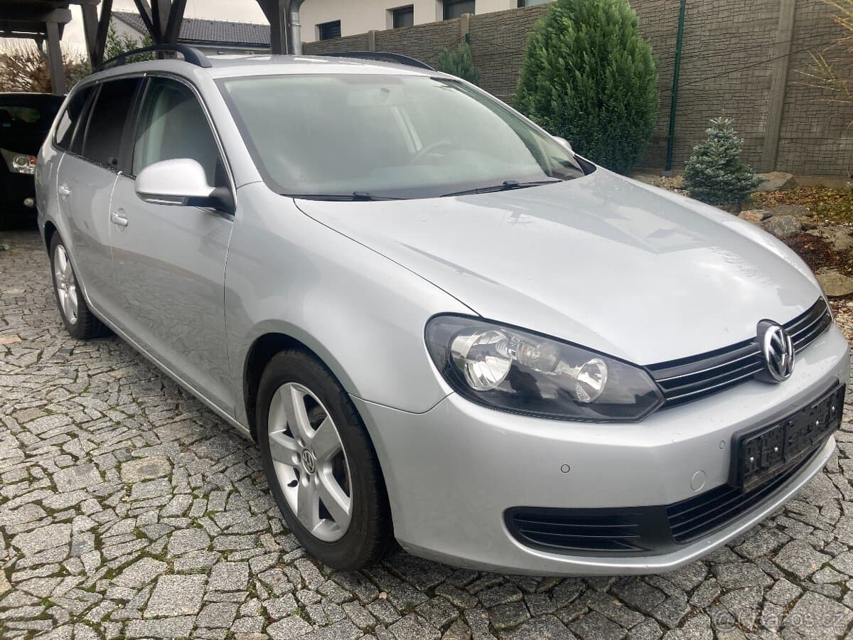 2010 Volkswagen GOLF