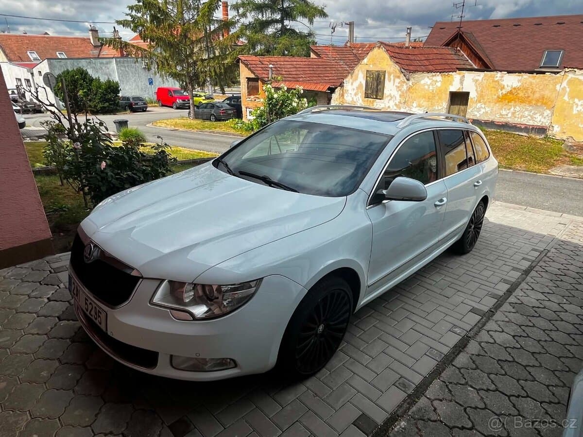 2011 Škoda SUPERB
