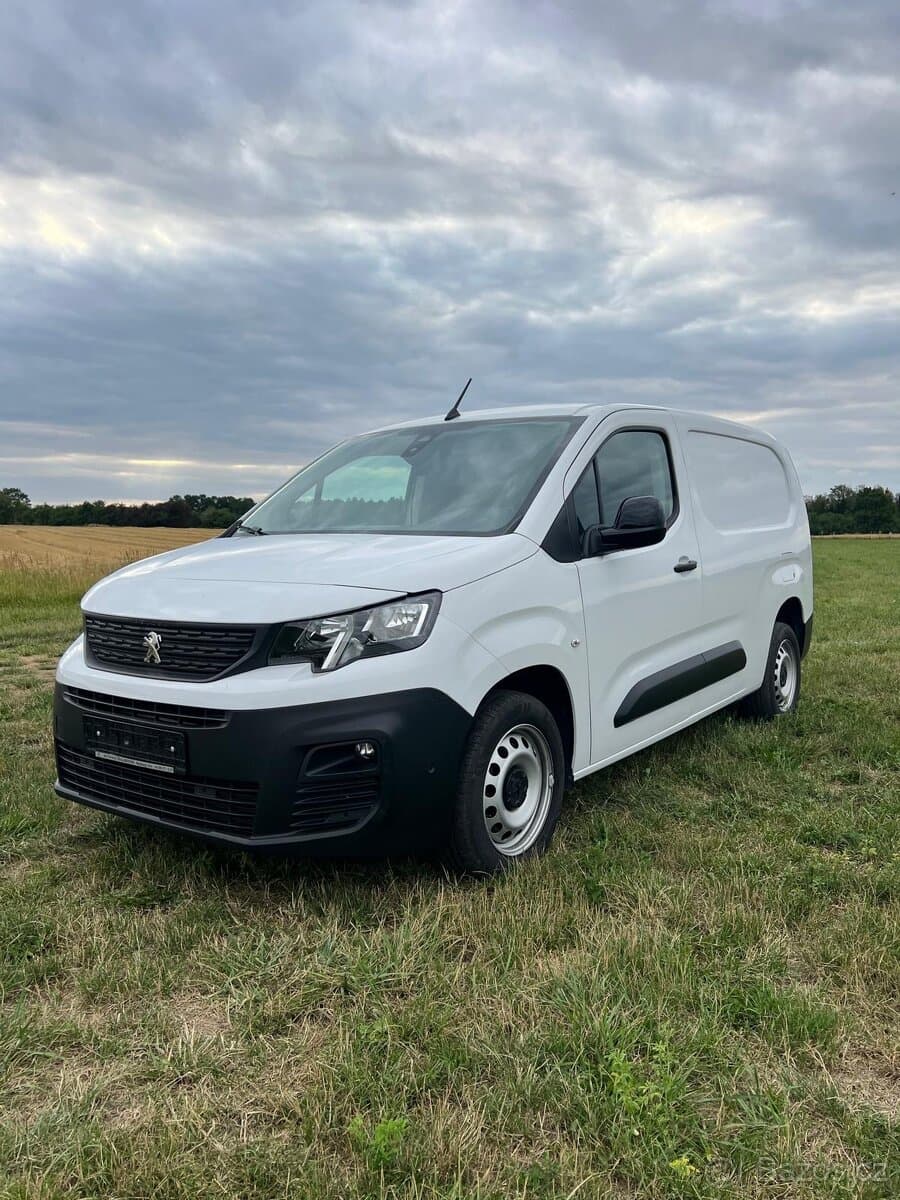 2023 Peugeot PARTNER