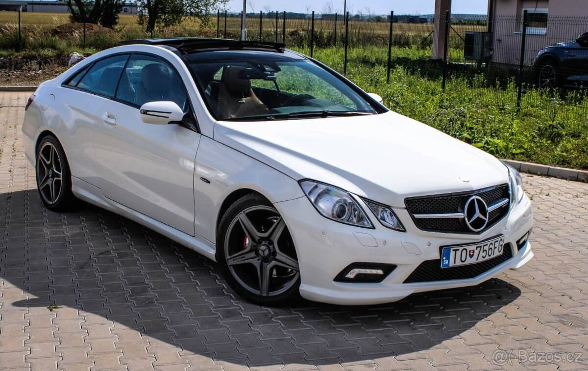 2009 Mercedes-Benz OSTATNÍ