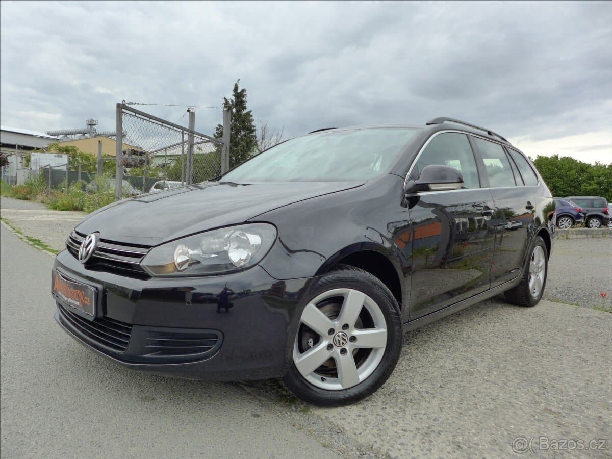 2010 Volkswagen GOLF