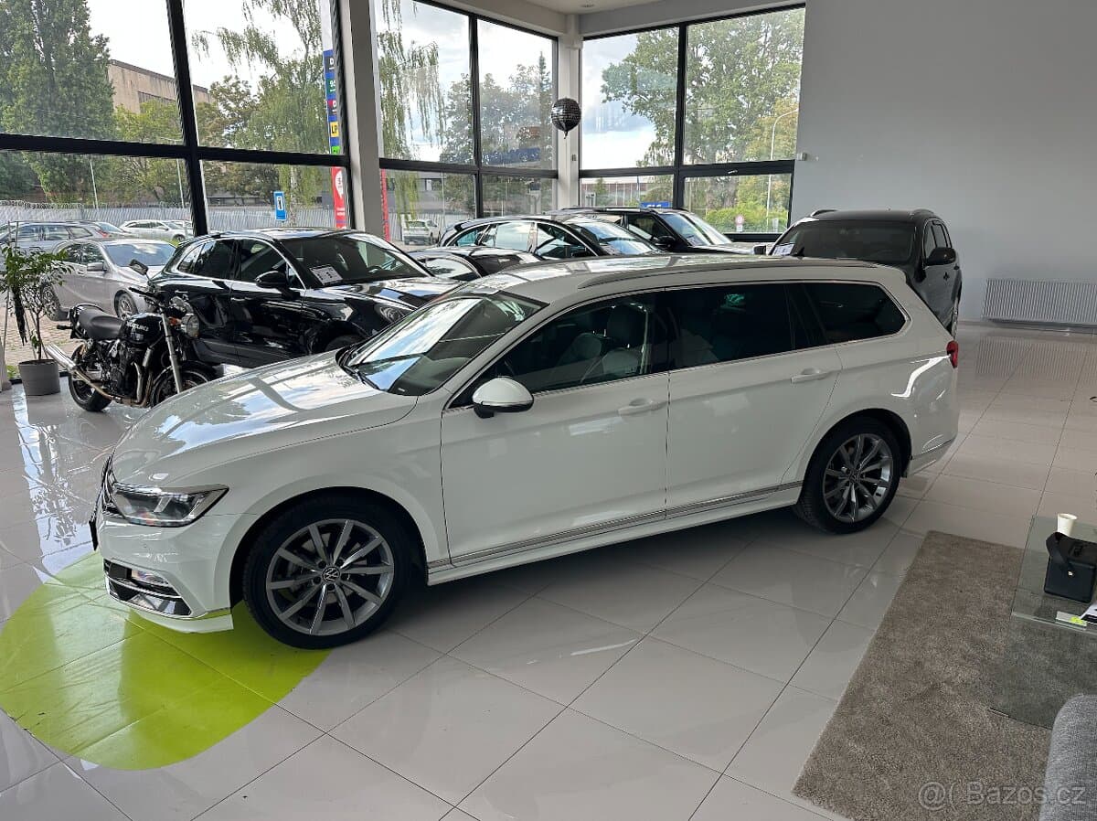 2018 Volkswagen PASSAT