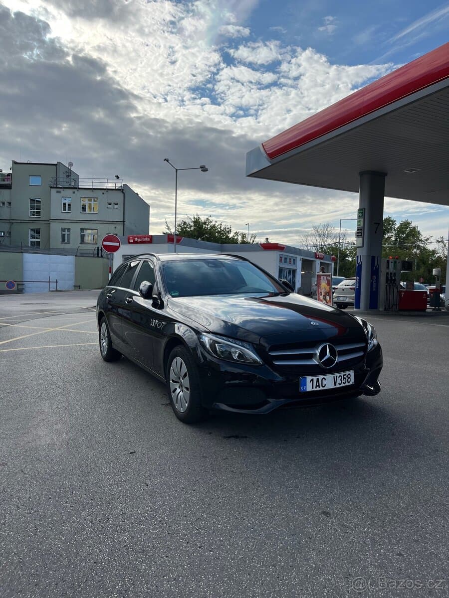 2017 Mercedes-Benz OSTATNÍ