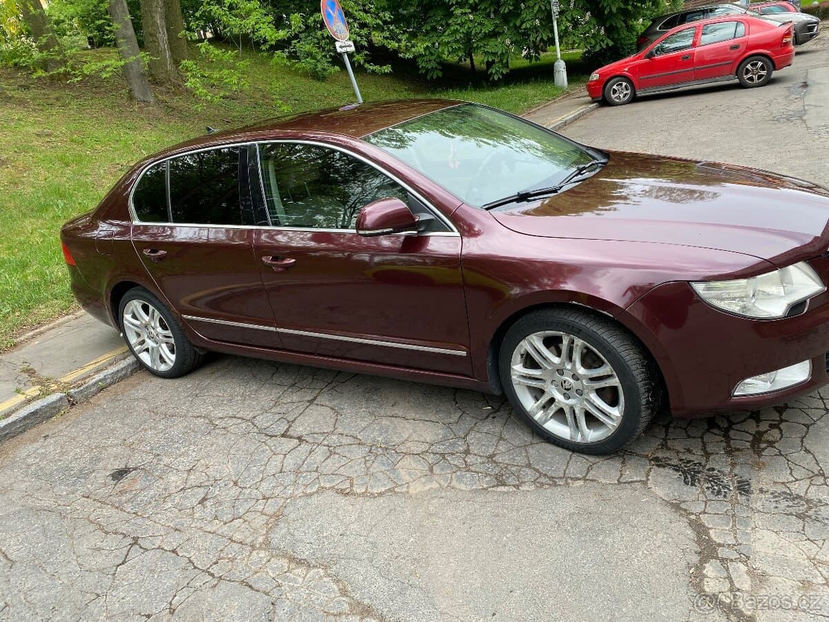 2010 Škoda SUPERB