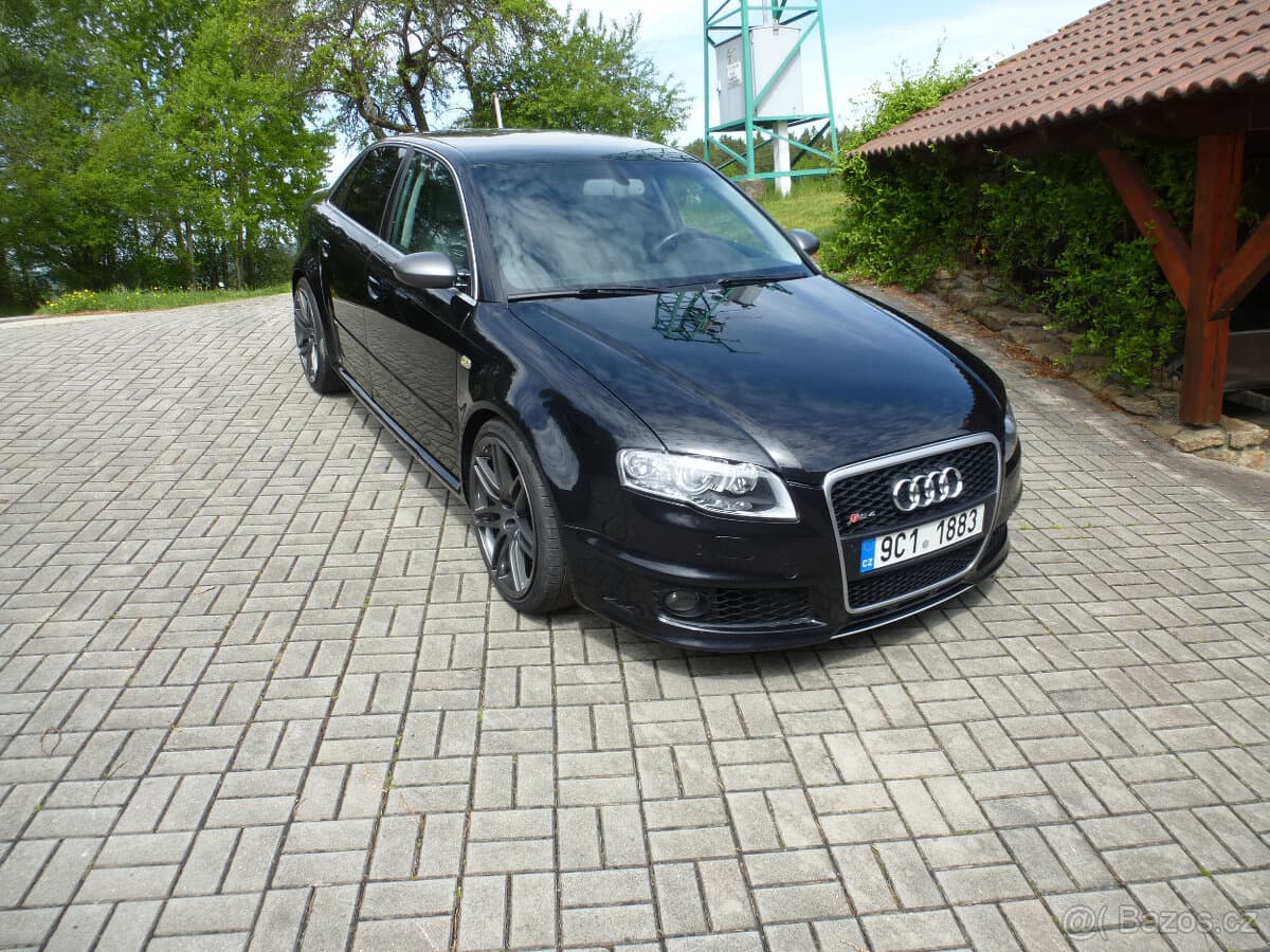 Audi RS4