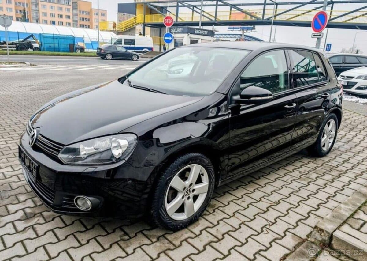 2011 Volkswagen GOLF