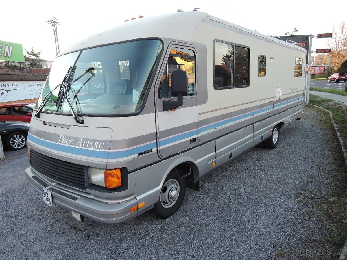 1990 Ford OSTATNÍ
