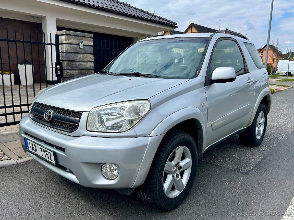 2004 Toyota RAV4