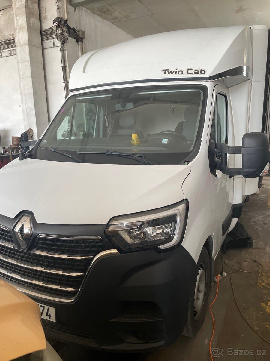 2021 Renault MASTER