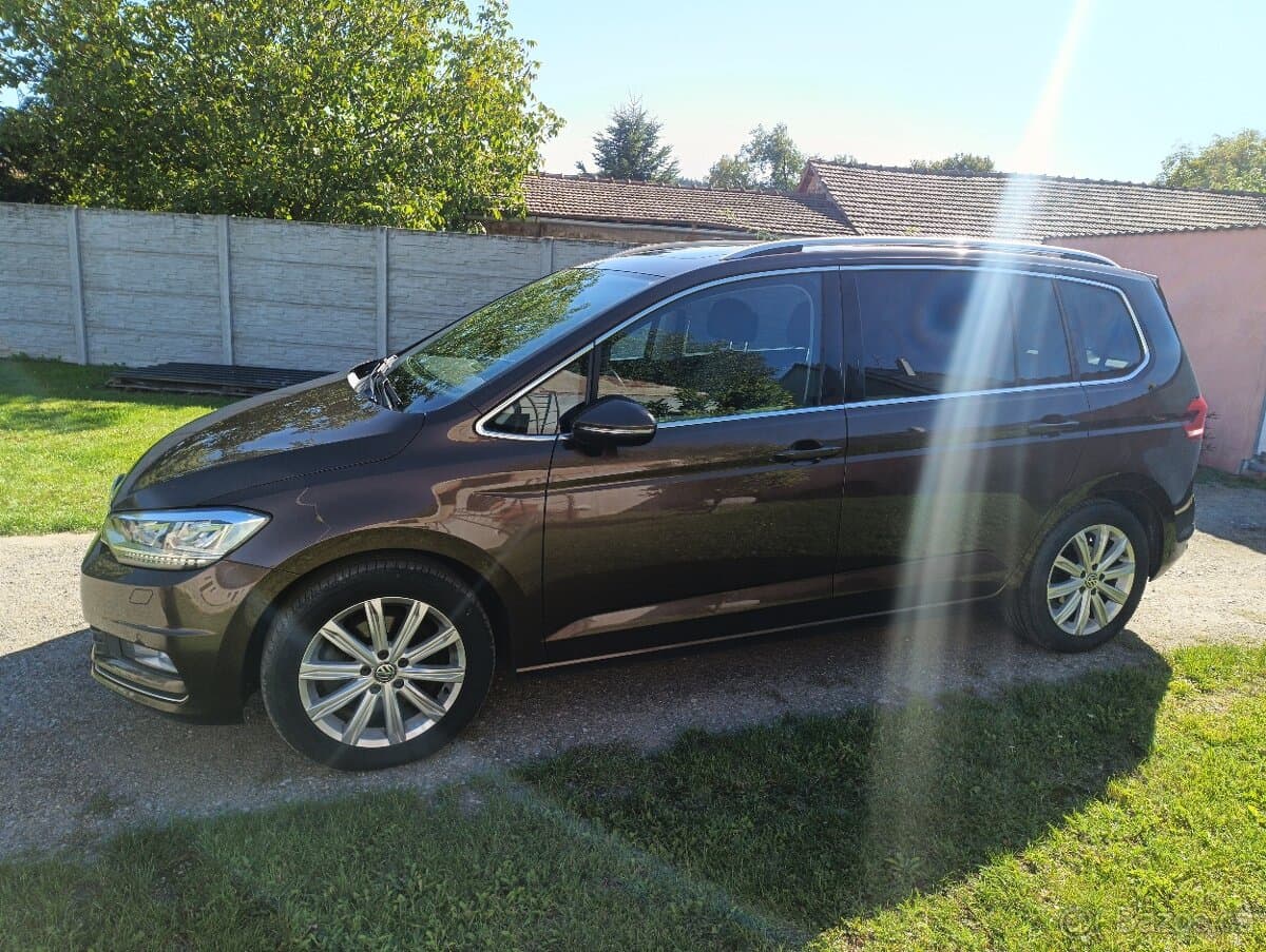 2015 Volkswagen TOURAN